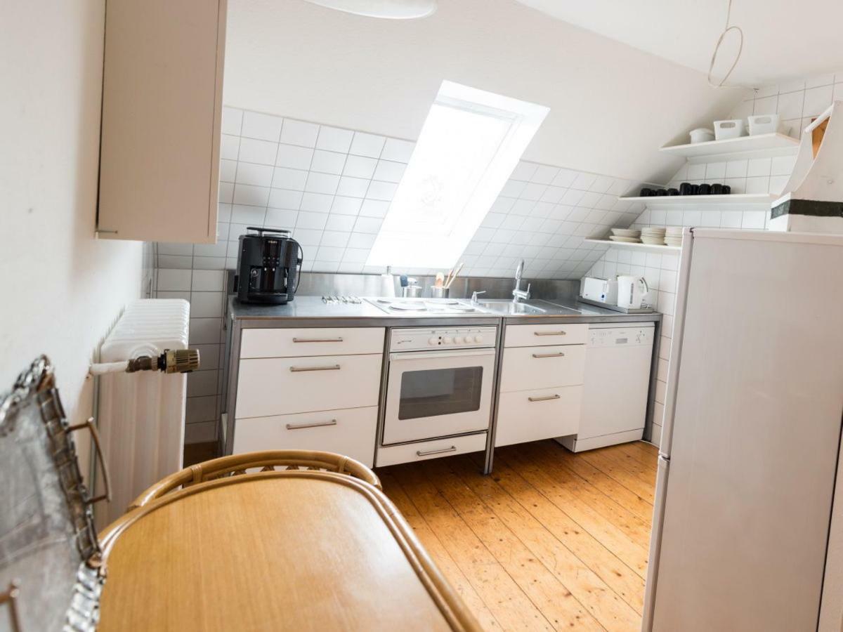 Kanalvilla - Urlaub Am Nord-Ostseekanal - Zwei Ferienwohnungen Im Angebot- Eine Im Dachgeschoss Und Eine Wohnung Mit Garten Sehestedt  ภายนอก รูปภาพ