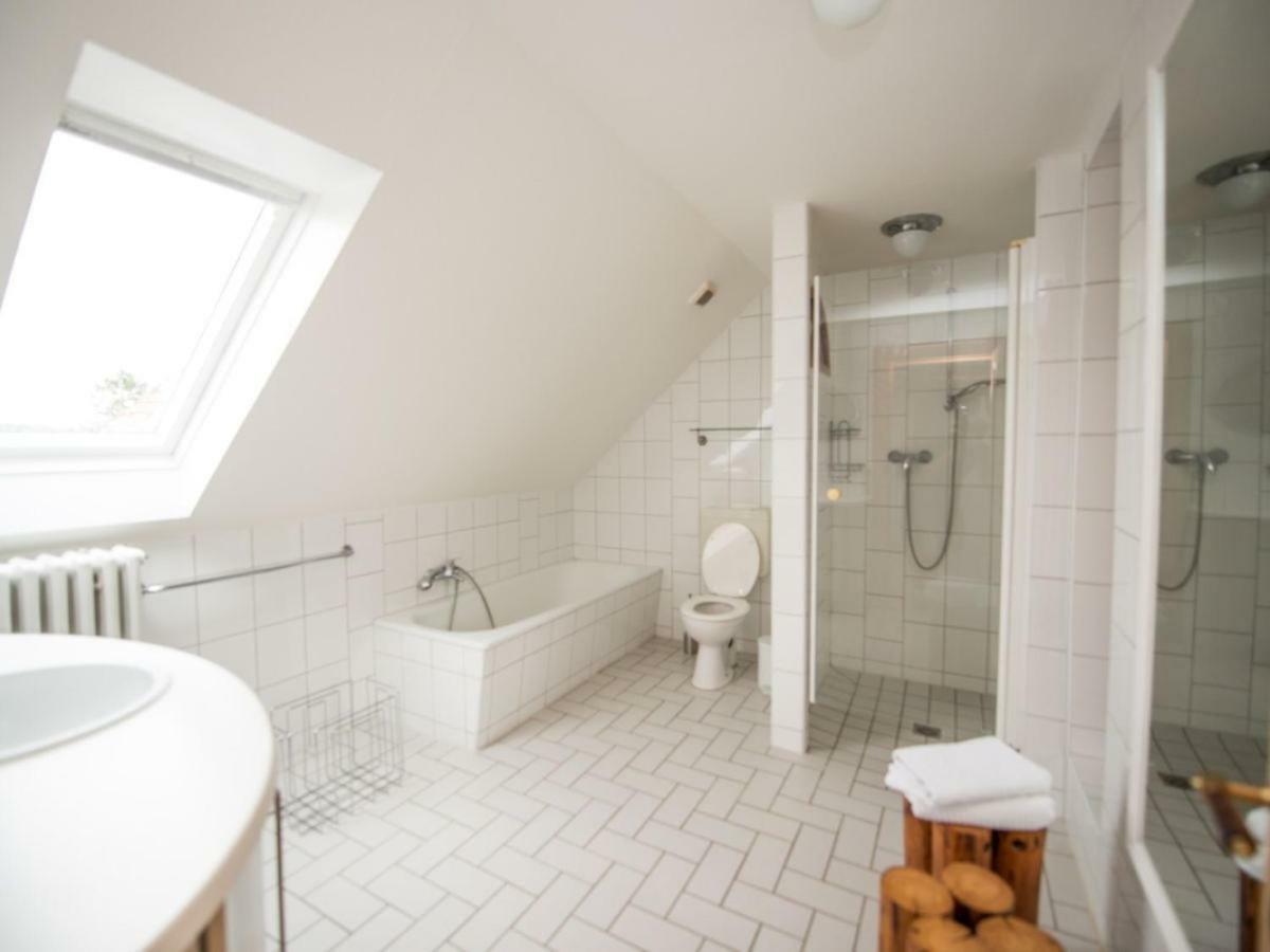 Kanalvilla - Urlaub Am Nord-Ostseekanal - Zwei Ferienwohnungen Im Angebot- Eine Im Dachgeschoss Und Eine Wohnung Mit Garten Sehestedt  ภายนอก รูปภาพ